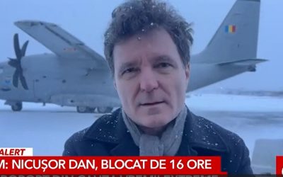 Nicusor-Dan-blocat-in-aeroport-la-Paris.jpg - RadarPress