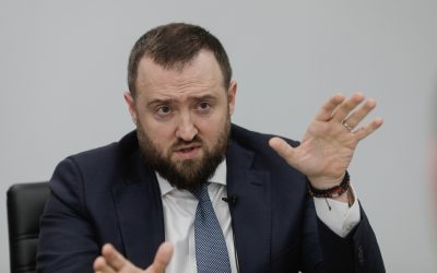 marius-voineag-expresie-cu-mainile.jpg - RadarPress