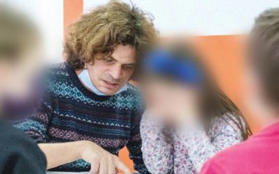Kristof Lajos, condamnat la închisoare pentru abuzuri sexuale asupra minorilor Kristof Lajos, un profesor de 39 de ani, a primit o condamnare inițială de 13 ani și 3 luni de închisoare pentru abuzuri sexuale asupra a doi minori