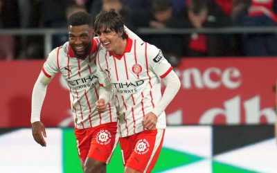 Barcelona cedează în fața celor de la Girona, ratând șansa de a reveni pe primul loc în La Liga Barcelona a fost învinsă în mod dramatic de Girona, cu scorul de 2-1, într-un meci din etapa a 24-a din La Liga, disputat pe terenul adversarilor