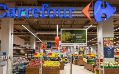 Carrefour vinde filiala din România către Pavăl Holding pentru 823 de milioane de euro Cel mai mare retailer alimentar din Europa, Carrefour, a anunțat astăzi vânzarea unității sale din România către Pavăl Holding, grupul de investiții al fraților Pavăl, cunoscuți drept proprietarii Dedeman