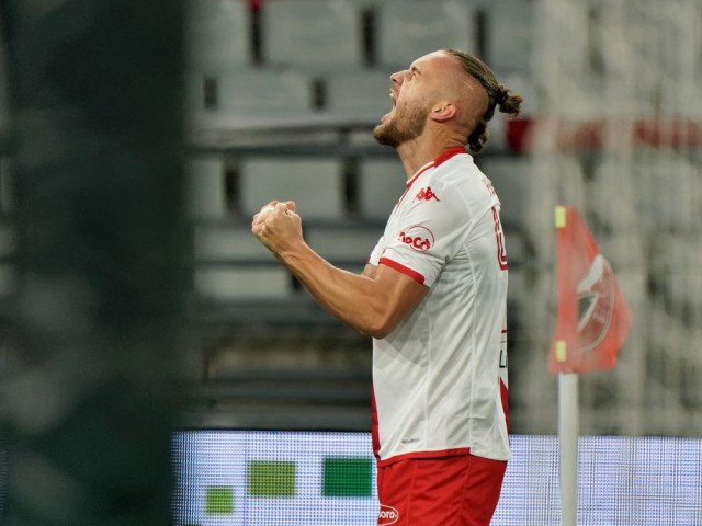George Pușcaș revine în România: Transfer la Dinamo Internaționalul român George Pușcaș se va alătura echipei Dinamo București, după ce a avut o colaborare scurtă cu turcii de la Bodrumspor