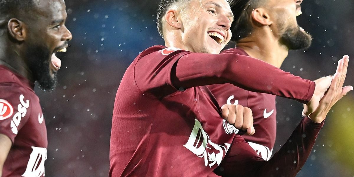 CFR Cluj apelează la împrumuturi pentru a face față crizei financiare CFR Cluj, unul dintre cele mai titrate cluburi de fotbal din România, se află într-o situație financiară delicată