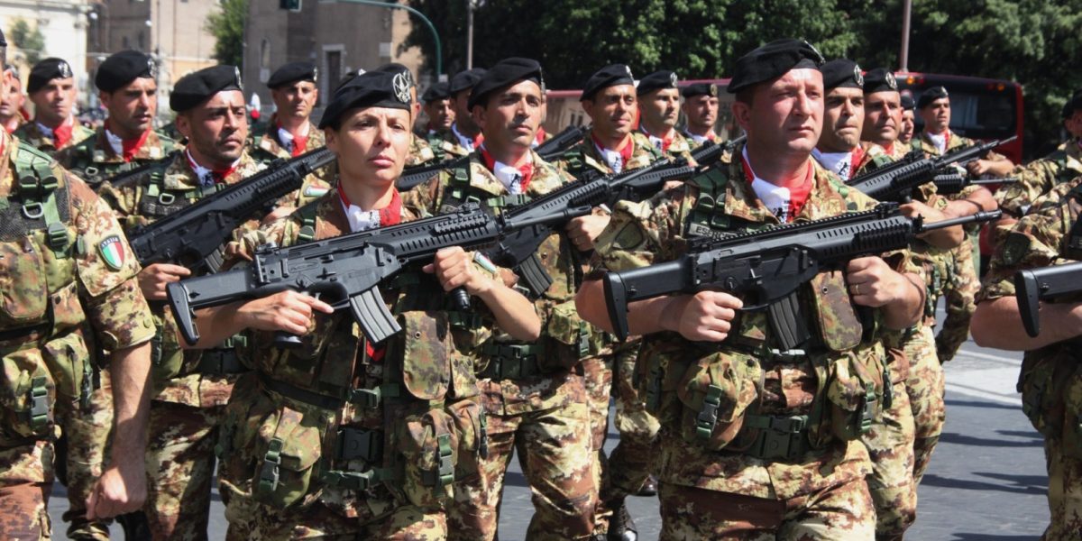 Italia întărește regulile de imigrație