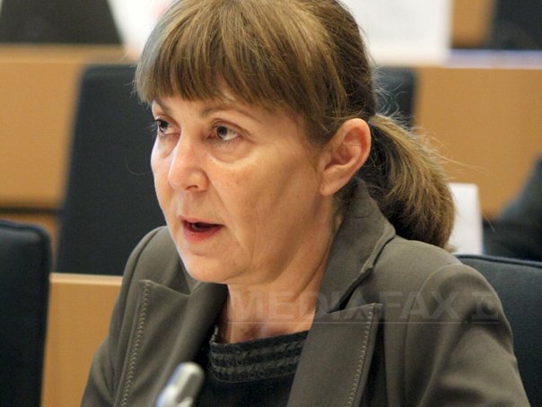 Monica Macovei refuză munca în folosul comunității