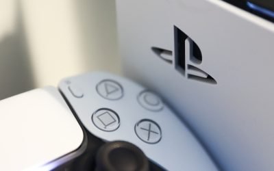 PlayStation 5 se scumpește din nou: Consolele Sony vor costa mai mult din aprilie Bucuroși sau nu, gamerii vor scoate mai mulți bani din buzunar pentru a-și achiziționa o consolă PlayStation 5