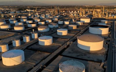 Prețurile petrolului cresc vertiginos pe fondul tensiunilor din Orientul Mijlociu București, 25 martie 2024 – Prețurile petrolului au urcat luni, pe fondul amenințărilor președintelui american Donald Trump de a distruge instalațiile petroliere iraniene și după ce rebelii Houthi din Yemen au lansat rachete asupra Israelului