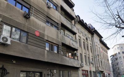 Cutremurul din ’77: România mai vulnerabilă, dar măsurile individuale pot face diferența La aproape jumătate de secol de la seismul devastator din 1977, România se confruntă cu o realitate cruntă: infrastructura sa este mai puțin pregătită pentru un cutremur major