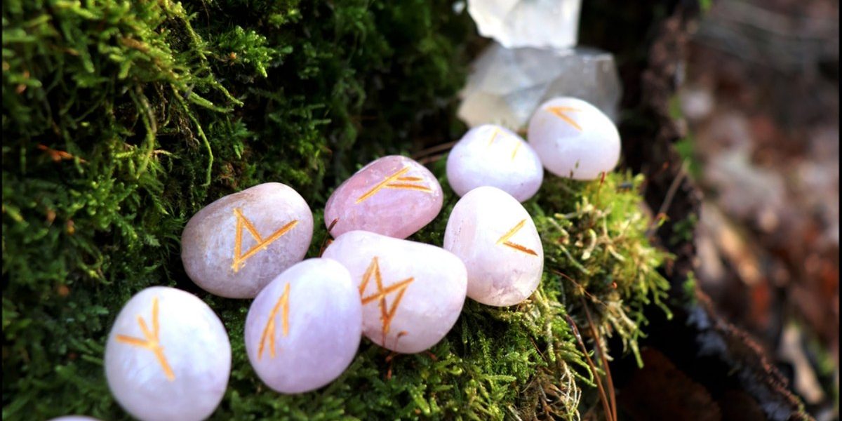 Aprilie 2026: Zodia norocoasă în primăvara transformărilor București – Primăvara anului 2026 aduce cu sine o energie astrală puternică și promisiunea unor schimbări importante pentru majoritatea zodiilor