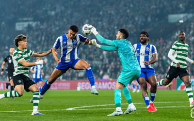 Sporting Lisabona învinge FC Porto într-un meci tensionat din Cupa Portugaliei Sporting Lisabona a învins FC Porto cu 1-0 în prima manșă a semifinalelor Cupei Portugaliei, într-o partidă disputată marți seara
