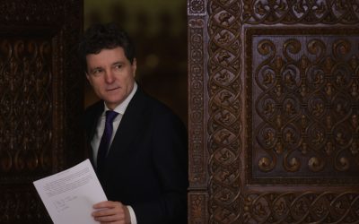 Nicușor Dan se întâlnește luni cu delegații OCDE și OMV