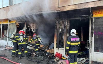 Incendiul de pe şoseaua Pantelimon, localizat de ISU