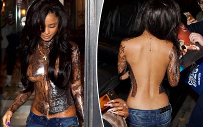 Tyla, apariția spectaculoasă la Paris: un top „dematerializat” Vedeta sud-africană Tyla a făcut senzație la Paris în timpul Săptămânii Modei, purtând un top inedit: un tatuaj temporar, pictat direct pe piele