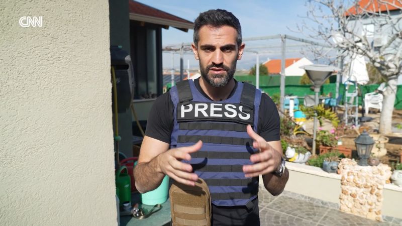 Proiectile dinspre Liban, o nouă escaladare a tensiunilor la granița cu Israelul O echipă CNN, aflată la granița dintre Israel și Liban, a fost martora directă a momentului în care două proiectile lansate din Liban au lovit teritoriul israelian