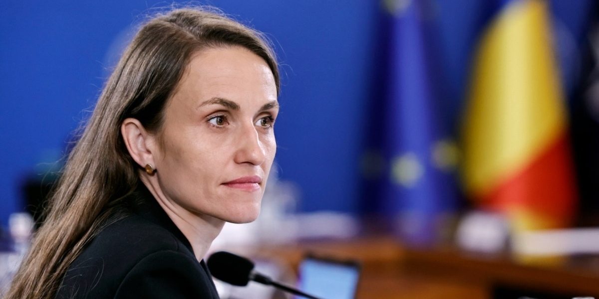 Tensiuni la audierea ministrului de externe Oana Țoiu în Comisia de politică externă București – O audiere tensionată a ministrului Afacerilor Externe, Oana Țoiu, a avut loc miercuri în Comisia de politică externă a Camerei Deputaților