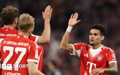 Bayern Munchen, victorie fără emoții în Bundesliga, în absența lui Harry Kane Bayern Munchen a demonstrat încă o dată forța sa în fotbalul german, reușind o victorie clară împotriva Borussiei Monchengladbach, scor 4-1, chiar și în condițiile în care atacantul vedetă Harry Kane a fost indisponibil