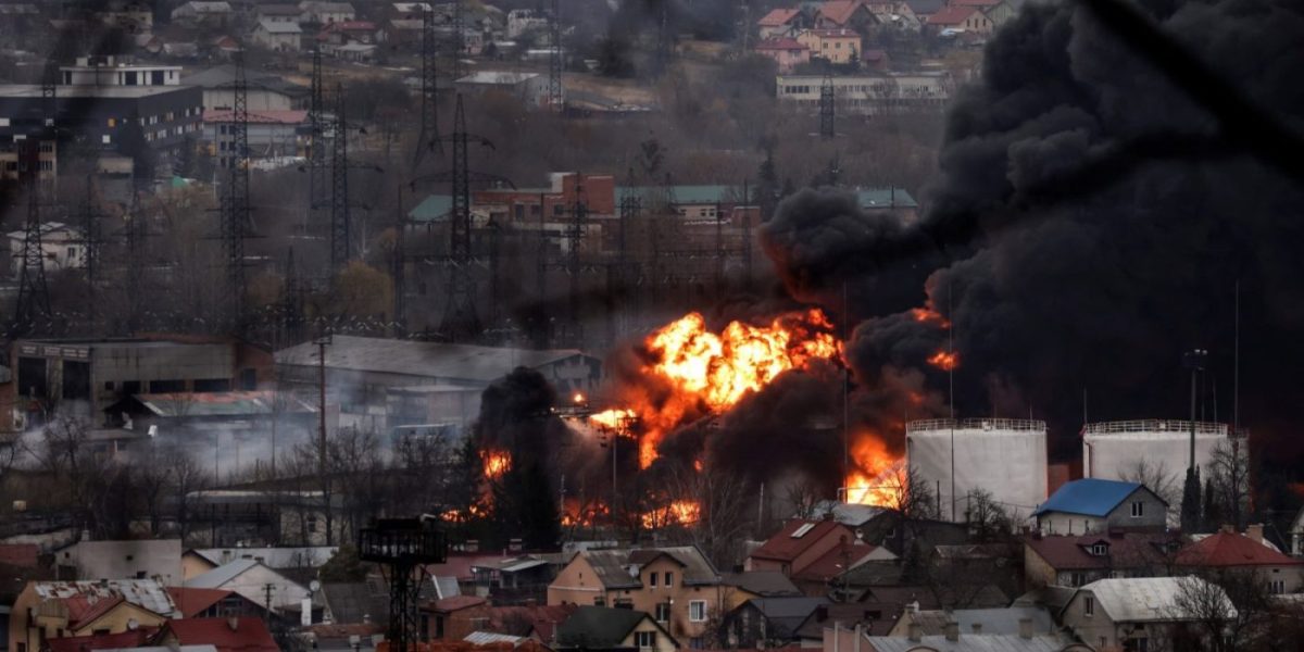 Rusia lovește vestul ucrainei, atac în plină zi