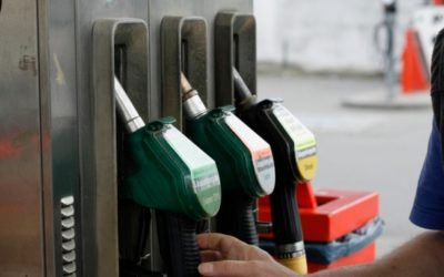 Motorina depășește 9 lei pe litru în București, pe fondul scumpirilor la carburanți Prețurile carburanților continuă să urce în România, iar motorina a atins un nou prag, depășind 9 lei pe litru în unele stații din București