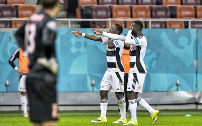FCSB, umilită pe teren propriu de U Cluj: „roș-albaștrii” în play-out pentru prima dată FCSB a suferit o înfrângere usturătoare în fața celor de la U Cluj, scor 1-3, pe Arena Națională, ratând astfel calificarea în play-off-ul Superligii