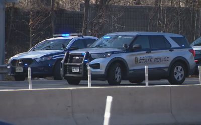 Tragedie pe Capital Beltway: O femeie moartă și trei rănite într-un incident de furie la volan Un incident sângeros de furie la volan pe autostrada Capital Beltway din Virginia s-a soldat cu o femeie decedată, trei alte femei rănite și un câine ucis