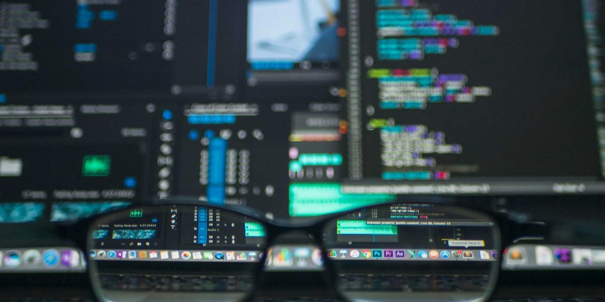 Atac cibernetic major la nivelul Comisiei Europene: Date posibil compromise Comisia Europeană a demarat o investigație amplă după ce site-urile sale web au fost ținta unui atac cibernetic major