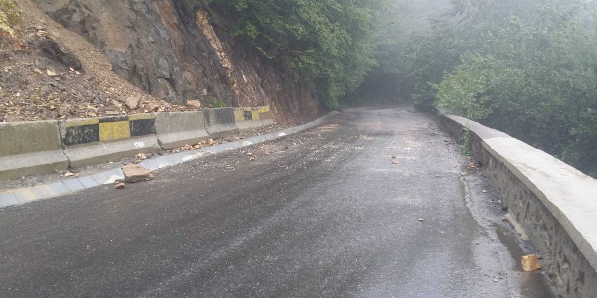 Restricții majore pe Valea Oltului: Lucrările de consolidare încep pe 16 martie Compania Națională de Administrare a Infrastructurii Rutiere (CNAIR) a anunțat restricții rutiere severe pe Valea Oltului, pe o perioadă de trei luni, începând cu 16 martie și până pe 15 iunie 2026