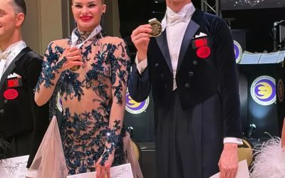 România, pe culmile dansului sportiv: Perechea Cojoc-Matei, triumfătoare la Blackpool O pereche de dansatori români a reușit o performanță notabilă în lumea dansului sportiv
