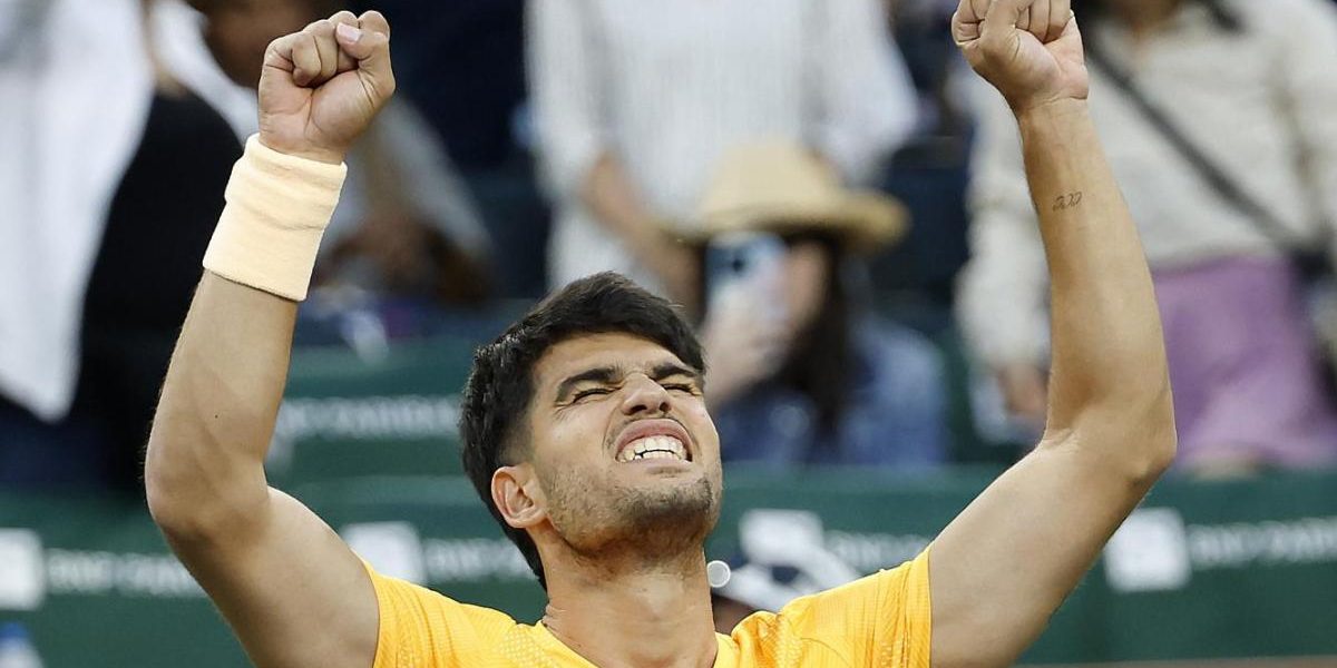 Alcaraz, victorie epică la Indian Wells: „Când iei valul succesului, nu vrei să-l mai lași” Carlos Alcaraz, actualul număr unu mondial, a reușit o victorie memorabilă la turneul Masters 1000 de la Indian Wells, demonstrând o forță mentală de invidiat și o capacitate de a reveni spectaculos în momente critice