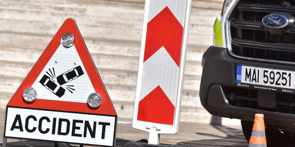 Accident grav pe un drum național din județul Buzău: Patru persoane rănite Un accident rutier major a avut loc astăzi pe un drum național din județul Buzău, implicând o autocisternă și patru autoturisme
