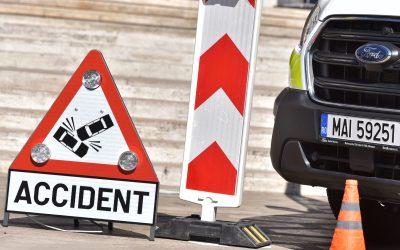Accident grav pe un drum național din județul Buzău: Patru persoane rănite Un accident rutier major a avut loc astăzi pe un drum național din județul Buzău, implicând o autocisternă și patru autoturisme