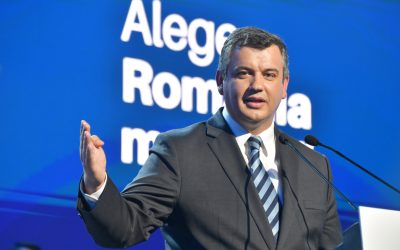 Tomac: Vizita lui Zelenski la București, un nou capitol în relația cu Ucraina Eugen Tomac, consilier onorific al președintelui României și eurodeputat, a comentat vineri, pe pagina sa de Facebook, vizita recentă a președintelui ucrainean Volodimir Zelenski la București