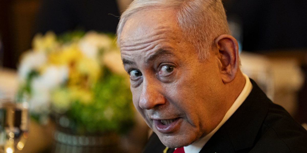 Netanyahu: “Cât va dura? Cât va fi nevoie” – Războiul din Iran și ecourile sale politice în Israel Premierul israelian Benjamin Netanyahu a oferit detalii despre strategia țării sale în conflictul cu Iranul, în cadrul unei conferințe de presă pentru presa străină