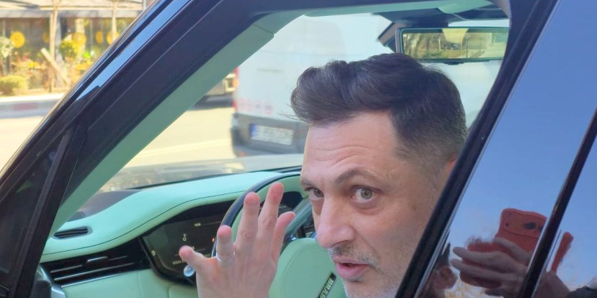 Nu vreau să par arogant, zice x, dar… Ce vrea să ascundă vedeta?