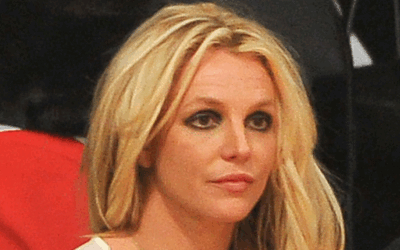 Britney Spears, reținută pentru DUI în California Vedeta pop Britney Spears a fost arestată miercuri seară în Ventura County, California, pentru conducere sub influența alcoolului (DUI), conform surselor din cadrul forțelor de ordine