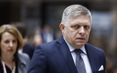 Premierul slovac, Robert Fico, cere UE să ridice sancțiunile impuse asupra importurilor de petrol și gaze rusești pentru a combate criza energetică