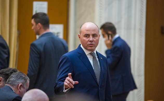 Muraru (PNL) acuză PSD de blocaj bugetar și amânarea reformelor Deputatul Alexandru Muraru, lider al PNL Iași, a criticat dur PSD, acuzând social-democrații că ar fi principalii responsabili pentru blocajul bugetar actual