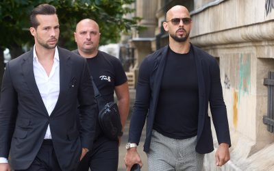 Frații Tate, imposibil de arestat în Hong Kong fără extrădare Autoritățile din Hong Kong au transmis marți că nu au competențe legale pentru a-i reține sau preda pe frații Andrew și Tristan Tate, aflați în prezent în oraș, către Regatul Unit sau România