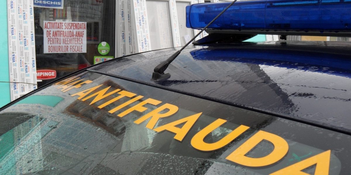 Percheziții ample ale ANAF în București și mai multe județe, într-un dosar de evaziune fiscală Inspectorii antifraudă din cadrul Direcției Generale Antifraudă Fiscală (DGAF), sub coordonarea unui procuror de la Parchetul de pe lângă Tribunalul Călărași, au efectuat marți dimineață percheziții în București și în județele Călărași, Ilfov, Gorj, Dolj, Vaslui, Botoșani, Caraș Severin și Constanța