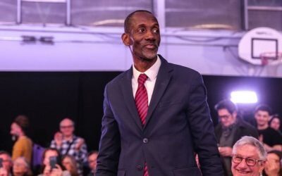 Primarul din Saint-Denis denunță rasismul la adresa sa, declanșând un val de reacții Bally Bagayoko, recent ales primar al orașului Saint-Denis, situat în apropierea Parisului, a anunțat că va depune o plângere împotriva canalului de televiziune CNews
