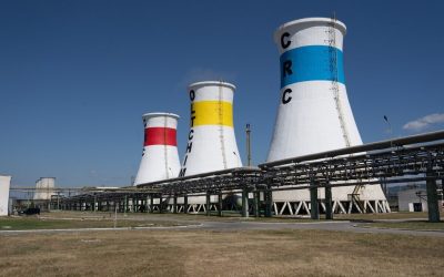Chimcomplex Borzești, lovitură puternică pentru economia românească: mii de locuri de muncă, în pericol Chimcomplex Borzești, liderul producției chimice din România, va reduce drastic activitatea, din cauza costurilor mari la energie, anunță Agenția de presă Rador, citând Radio Craiova
