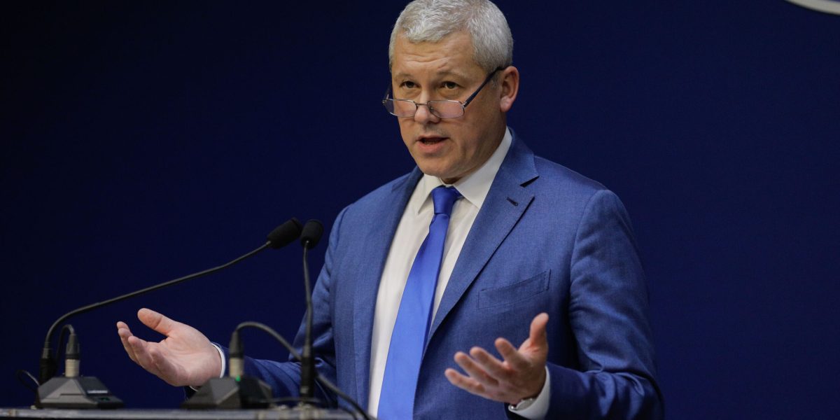 MAI intensifică lupta cu crima organizată și traficul de droguri Ministerul Afacerilor Interne (MAI) a sporit eforturile de combatere a criminalității organizate, cu o atenție specială acordată traficului de droguri