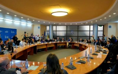 Câți bani primesc consilierii locali în 2026? Indemnizațiile consilierilor locali, stabilite în funcție de prezența la ședințe și de bugetul fiecărei localități, variază considerabil
