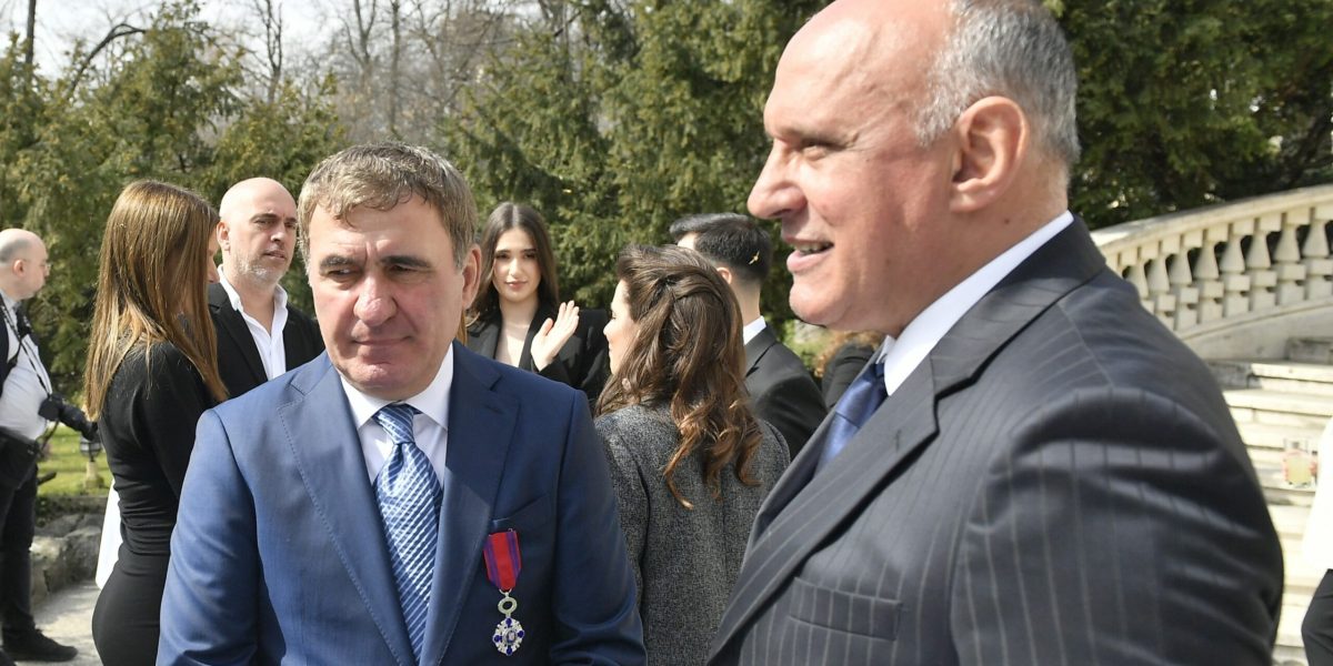 Florin Prunea, despre coșmarul Mondialului din ’94: „Am plâns, nu m-am trezit trei zile” Fostul portar al echipei naționale de fotbal a României, Florin Prunea, a rememorat unul dintre cele mai dificile momente din cariera sa: eliminarea de la Cupa Mondială din 1994, după meciul cu Suedia