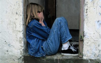 Un bărbat din Mărișel, județul Cluj, a fost reținut sub acuzația de viol, corupere sexuală a minorilor și violență