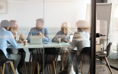 Tineri, sprijin de până la 27.000 lei pentru primul loc de muncă: Ce prevede noua ordonanță a guvernului Guvernul a adoptat o ordonanță de urgență prin care tinerii care se angajează pentru prima dată pot beneficia de o primă de stabilitate de până la 27.000 de lei