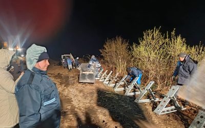 Viiturile amenință Mircești: Zeci de centimetri peste cota de inundație Mircești, județul Vrancea, se confruntă cu o situație delicată din cauza viiturilor formate pe râul Putna