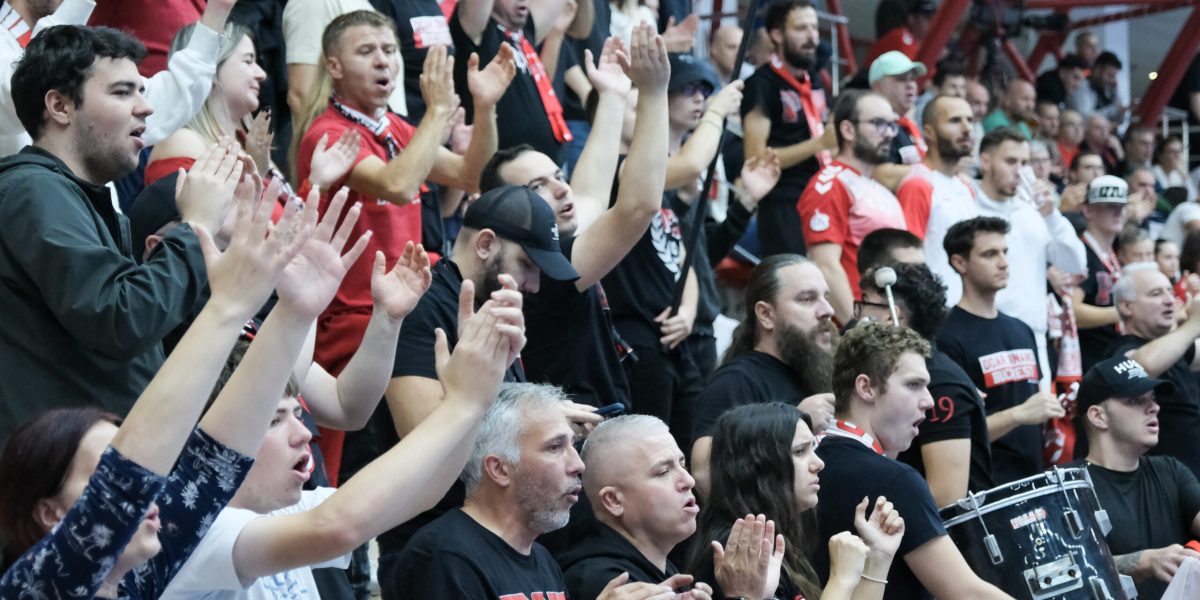 Dinamo oferă intrare gratuită doamnelor și domnișoarelor la meciul cu Potaissa Turda Clubul de handbal Dinamo București a anunțat o inițiativă specială pentru fanii săi, cu ocazia Zilei Internaționale a Femeii, pe 8 martie