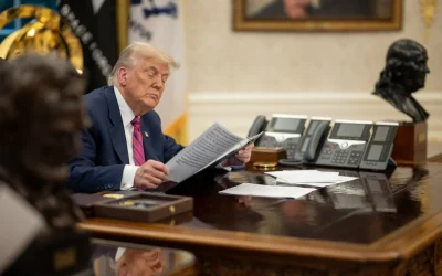 Trump respinge acuzațiile privind rolul Israelului în potențialul conflict cu Iranul Fostul președinte american Donald Trump a negat vehement că Israelul ar fi forțat Statele Unite să intre într-un eventual război cu Iranul