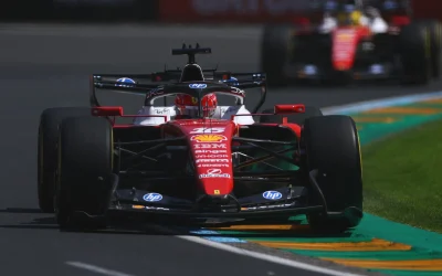 Ferrari, un început promițător în Formula 1, în ciuda dominației Mercedes Melbourne, Australia – Marele Premiu al Australiei, deși dominat de Mercedes cu un 1-2, pare să fi fost un prilej de optimism pentru fanii Ferrari