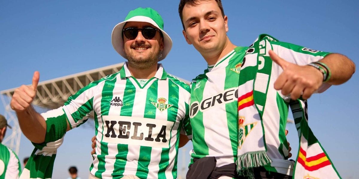 La Liga intră în atmosfera retro: Echipe și arbitri în echipamente vintage Madridul se pregătește pentru o incursiune în trecut